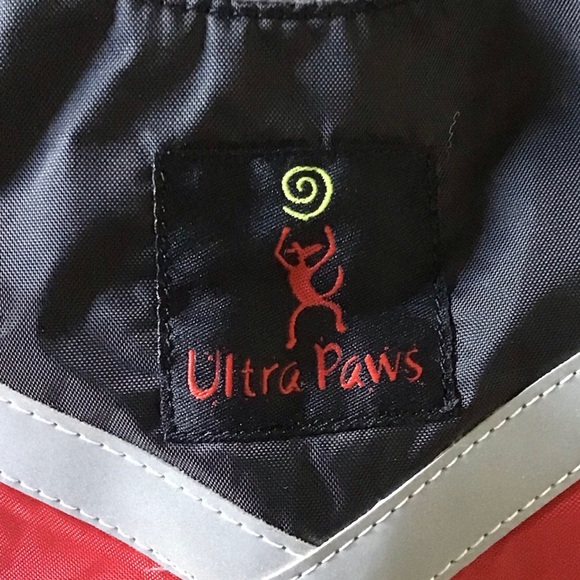 Small Dog Coat🐕NWOT🐾 Ultra Paws 🐾 - Picture 3 of 6